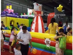 重慶充氣城堡，成都充氣兒童樂園定做，廣州制作充氣城堡廠家飄彩